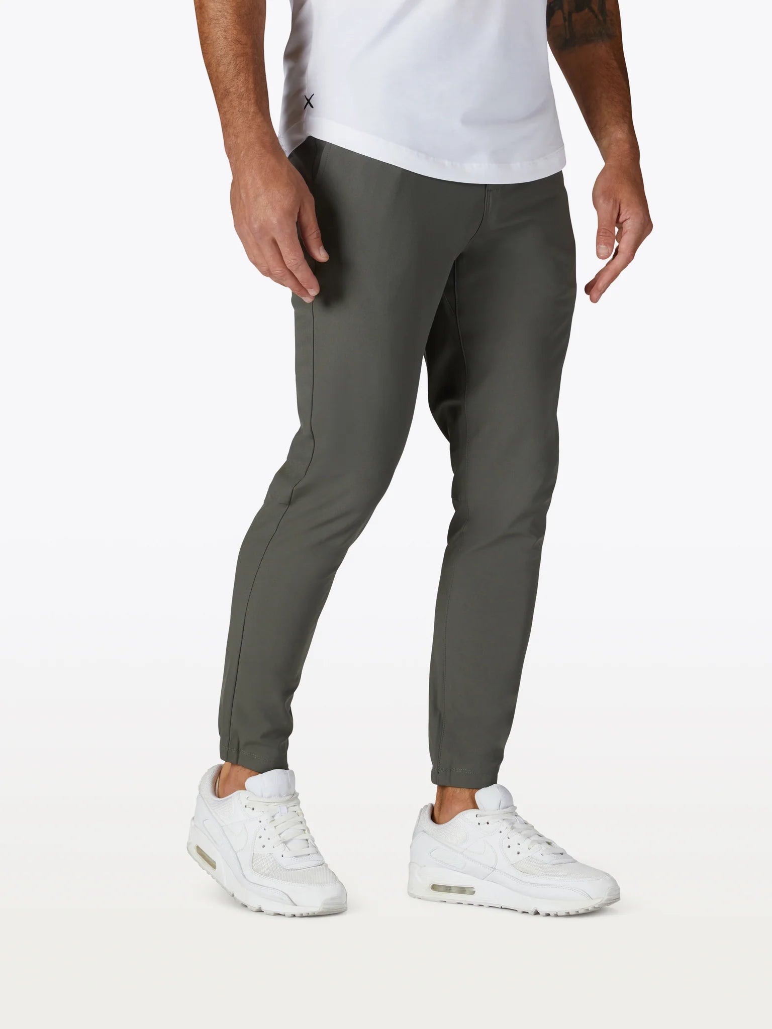 CUTS clothing brand AO Jogger for men in color black.