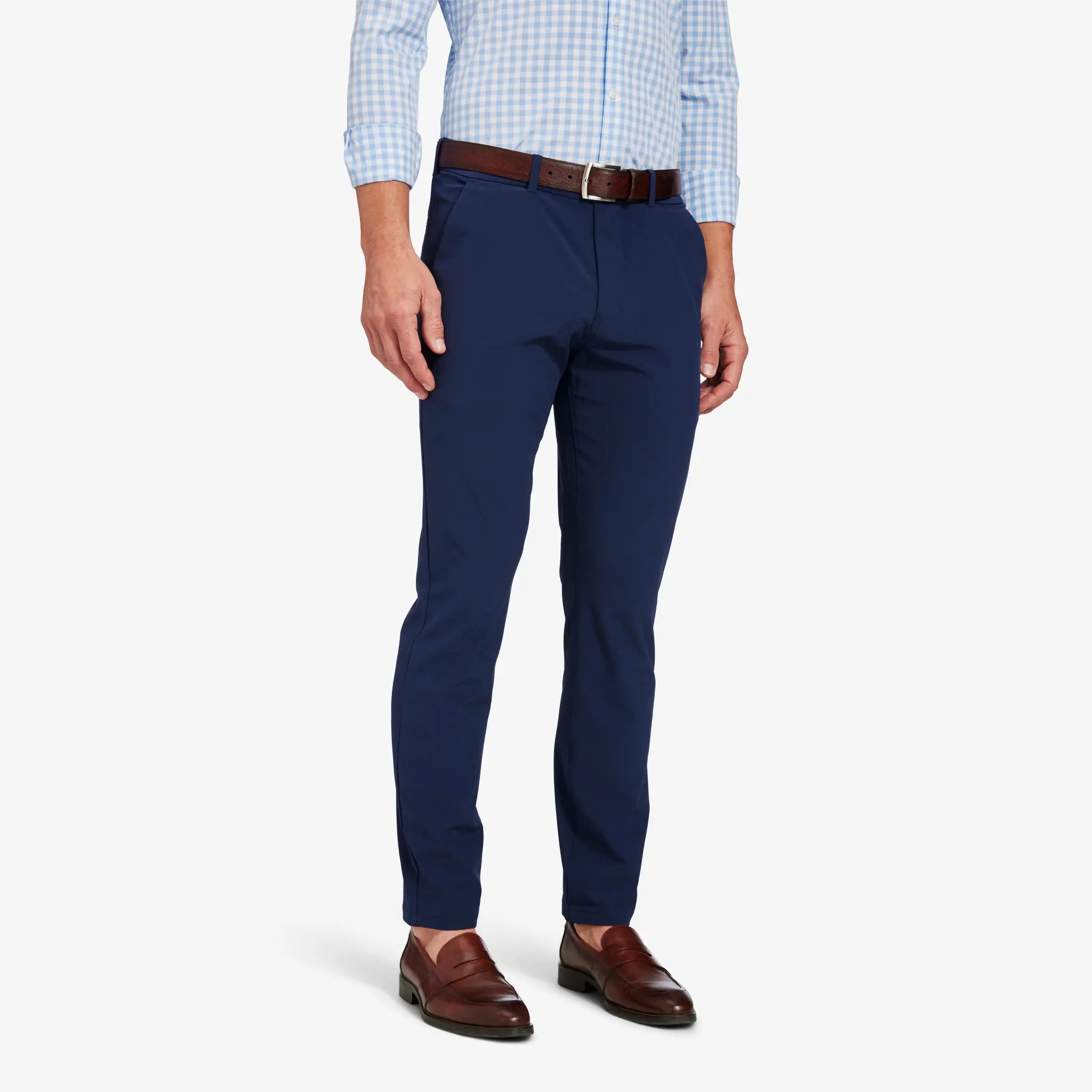 Mizzen+Main Helmsman Chino Pant in Navy Solid.