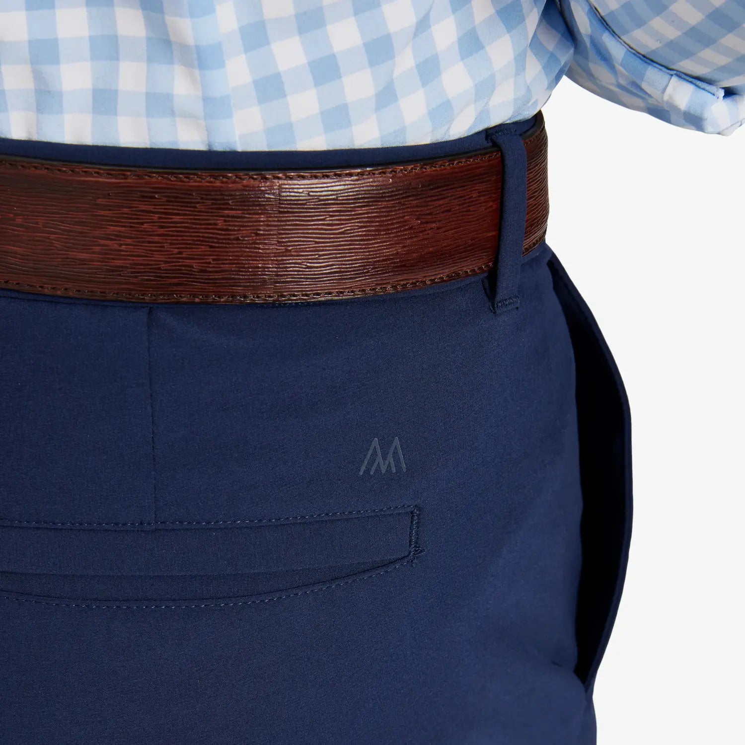 Mizzen+Main Helmsman Chino Pant in Navy Solid.