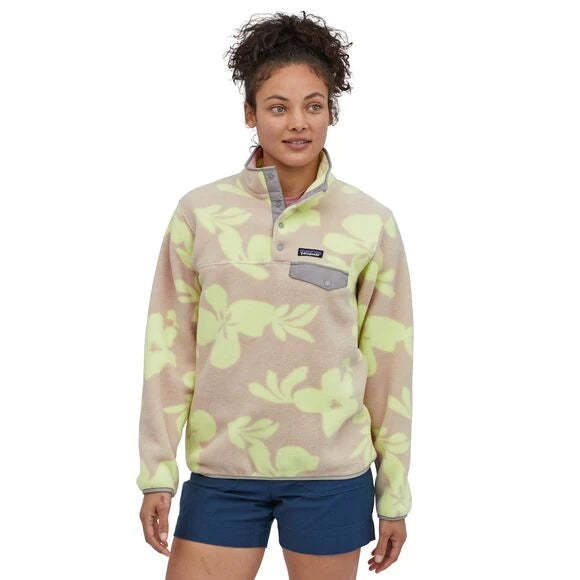 Patagonia Women's Lightweight Synchilla Pullover in Natural.