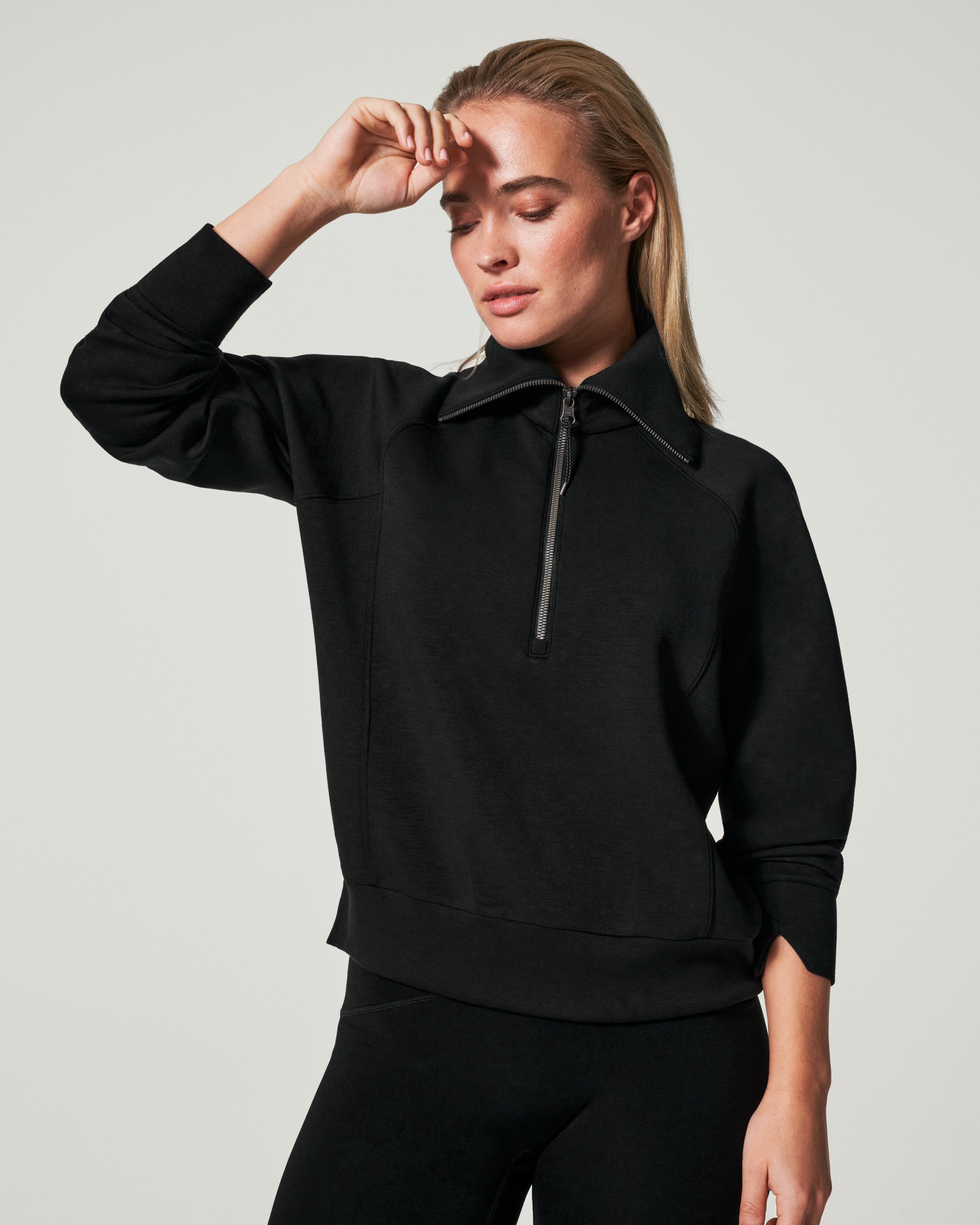 Spanx Airessentials Half Zip | Very Black