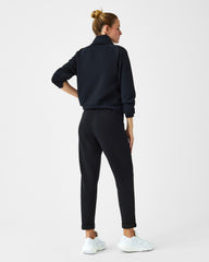 Spanx Airessentials Tapered Pant | Very Black
