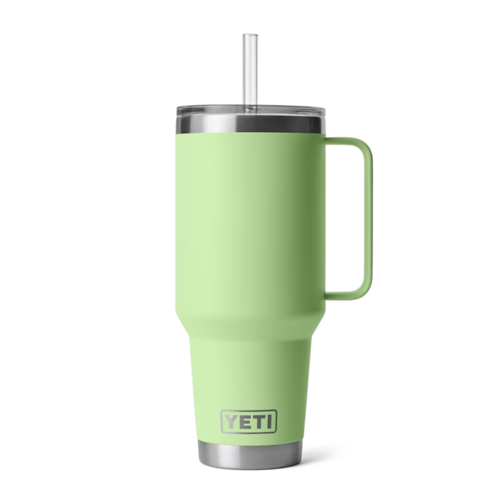 YETI Mug with straw in size 42 oz color Key Lime.