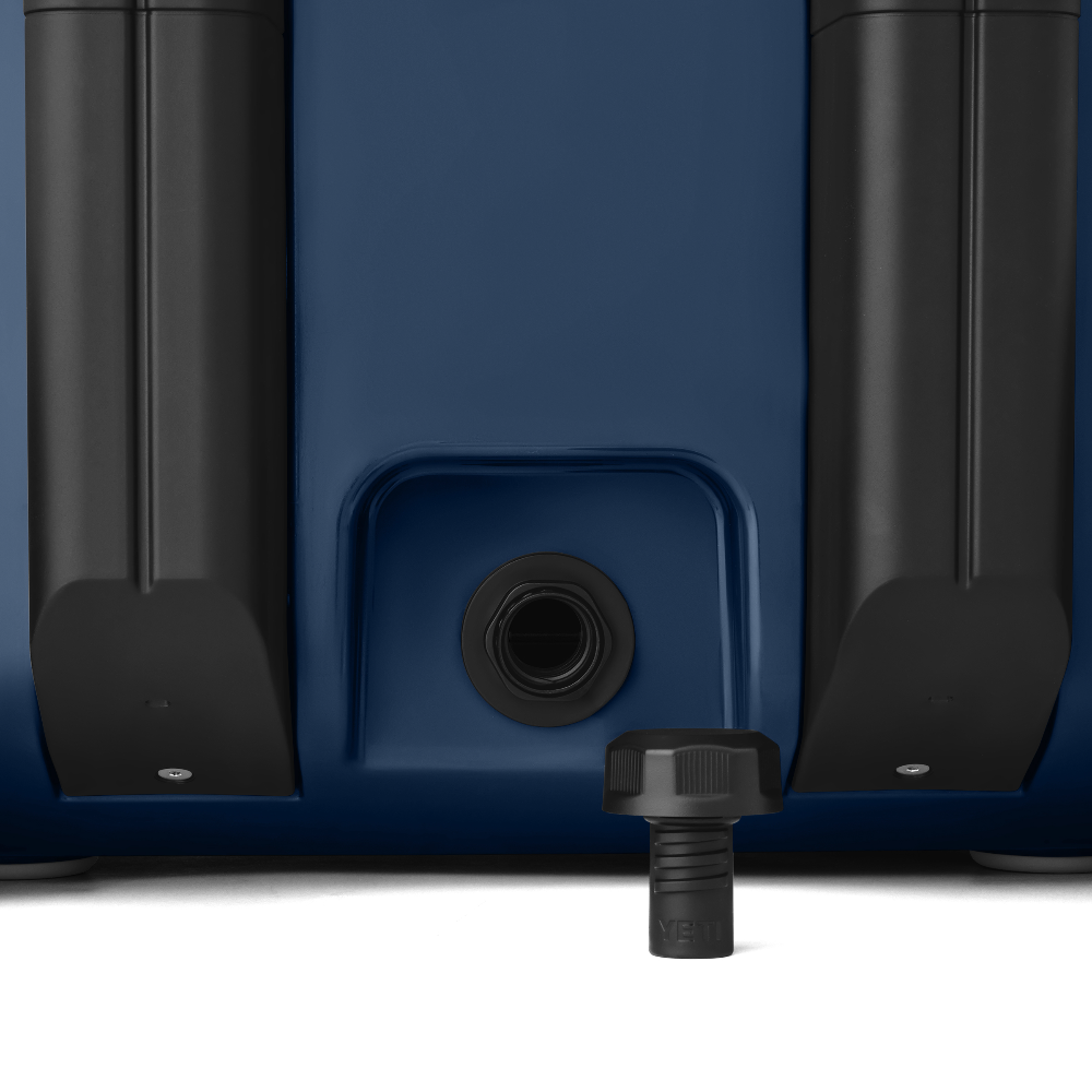 YETI Roadie 32 Wheeled Cooler in Navy.