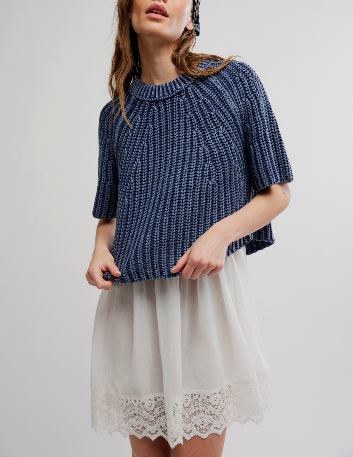 Amy Sweater Tee