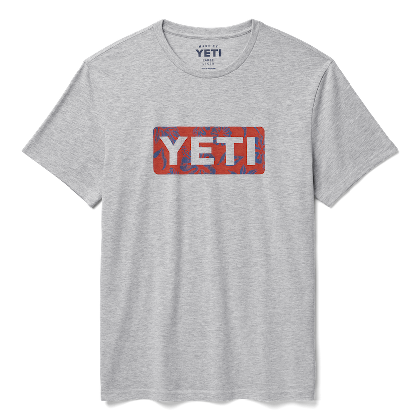 YETI Men's Flip Logo Badge Heather Gray Short Sleeve Tee