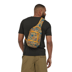 Atom Sling 8L saffron model image